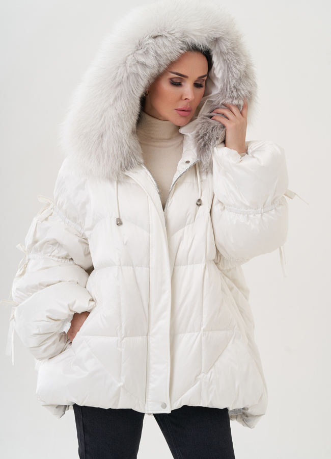 Женский пуховик с капюшоном  модель № 26077 универмаг малина