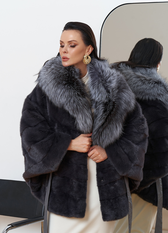 Шуба из норки с капюшоном из меха чернобурки модель № 29260 универмаг малина