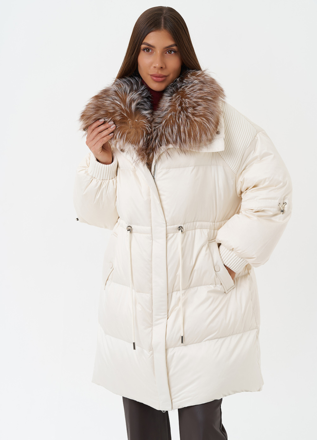 Пуховик с отделкой из меха лисы модель № 28827 меха малина