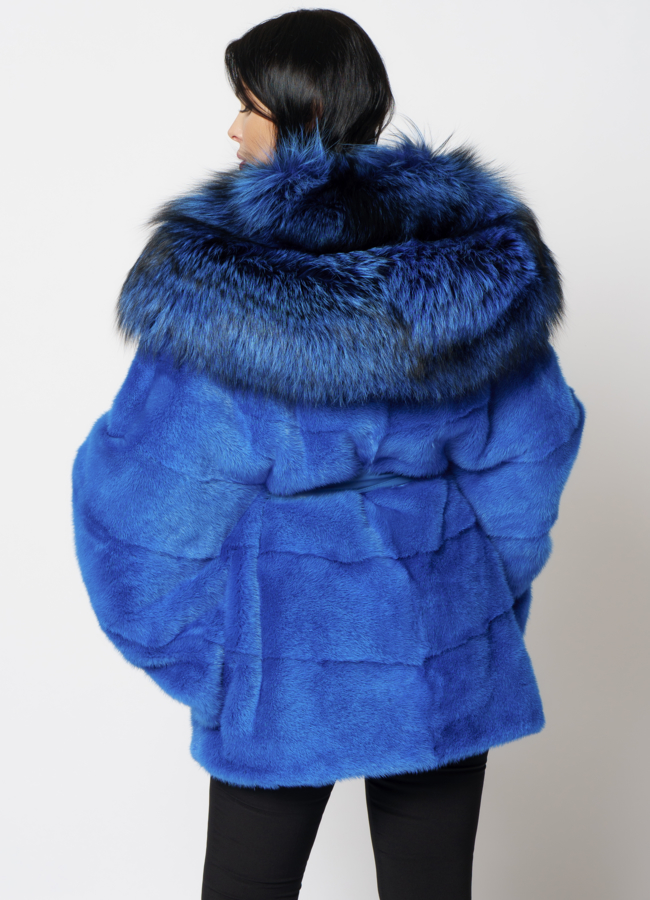 Норковая шуба синего цвета с капюшоном из чернобурки модель № 19443 в кредит