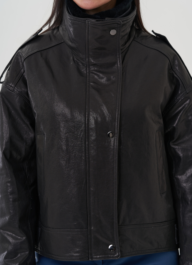 Куртка из натуральной кожи с отделкой из меха кролика модель № 25380 универмаг малина