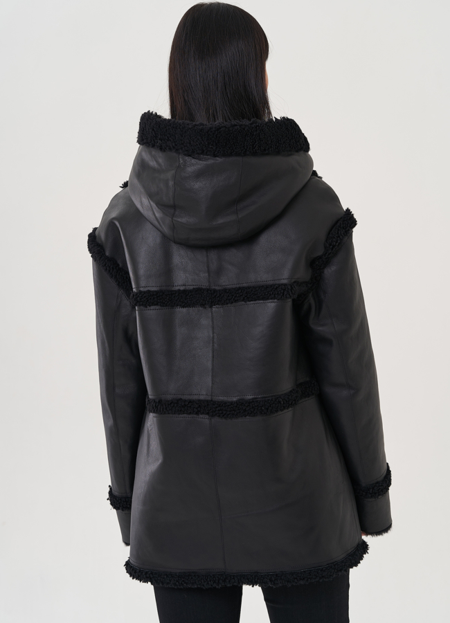 Женская дубленка с капюшоном  модель № 26043 универмаг малина