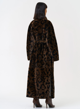 Женская натуральная дубленка с леопардовым принтом