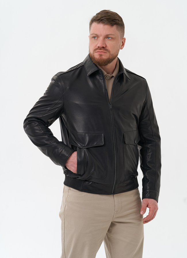 Мужская куртка из натуральной кожи черного цвета  модель № 30068 меха малина Мужская куртка из натуральной кожи черного цвета  модель № 30068 меха малина