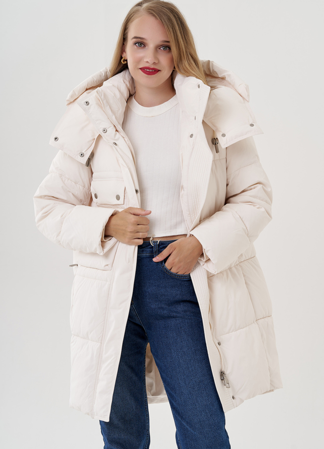 Женский пуховик с капюшоном  модель № 82041 универмаг малина