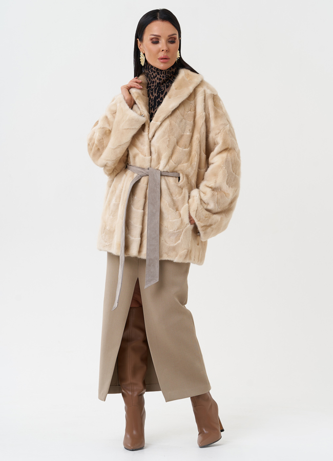 Женская шуба из меха норки модель № 28441 в рассрочку