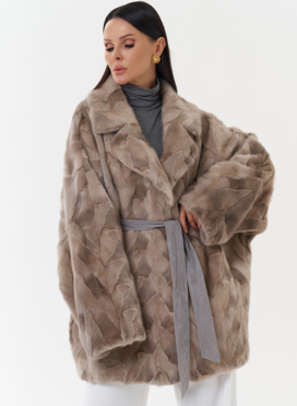 Шуба из меха скандинавской норки с поясом