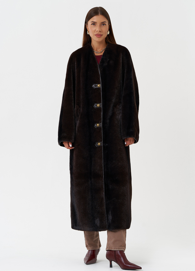 фото Пальто из эко меха с принтом деграде модель № 28547