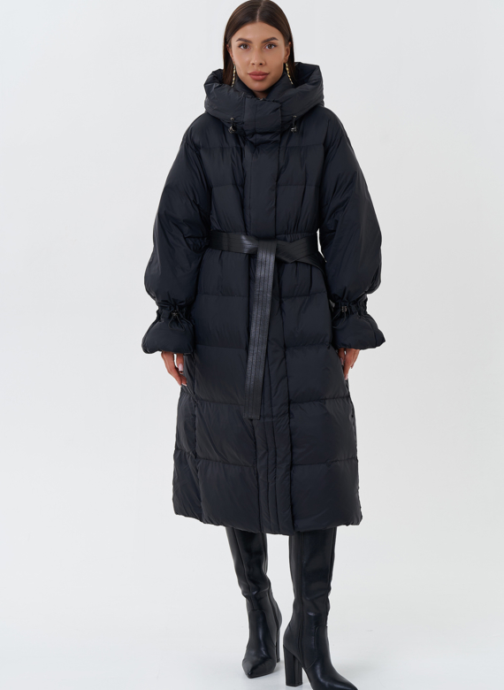 Женский пуховик с капюшоном
