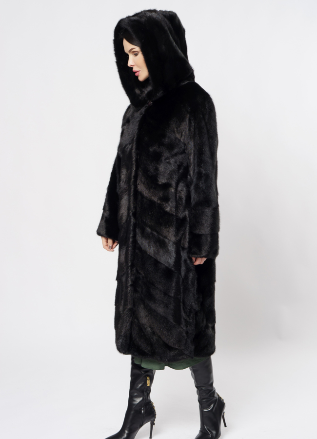 Шуба из норки с капюшоном черного цвета модель № 381 универмаг малина