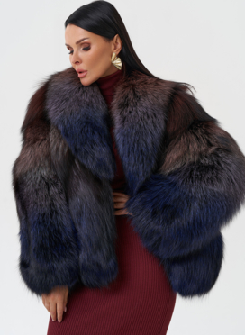 Женская шуба из меха чернобурки