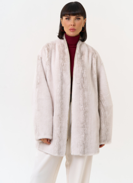 Светлая шуба из эко меха Светлая шуба из эко меха