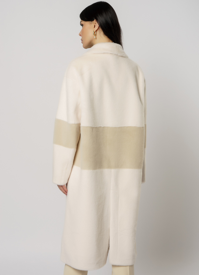 Пальто прямого силуэта с английским воротником модель № 17938 универмаг малина