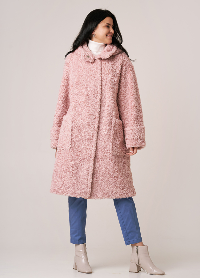 Шуба из овечьей шерсти розового цвета с капюшоном модель № 23243 универмаг малина