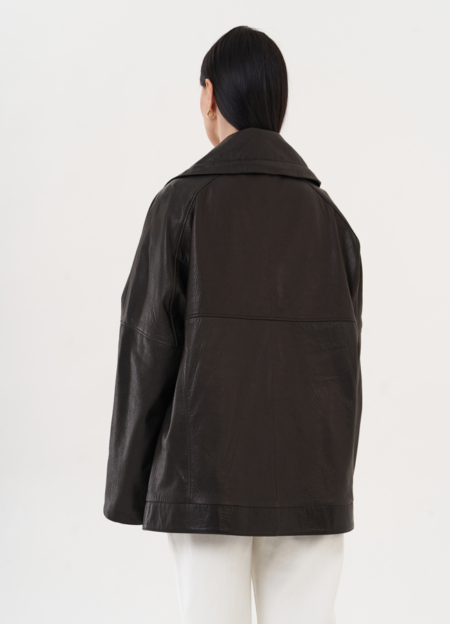 Кожаная куртка оверсайз черного цвета модель № 27140 универмаг малина