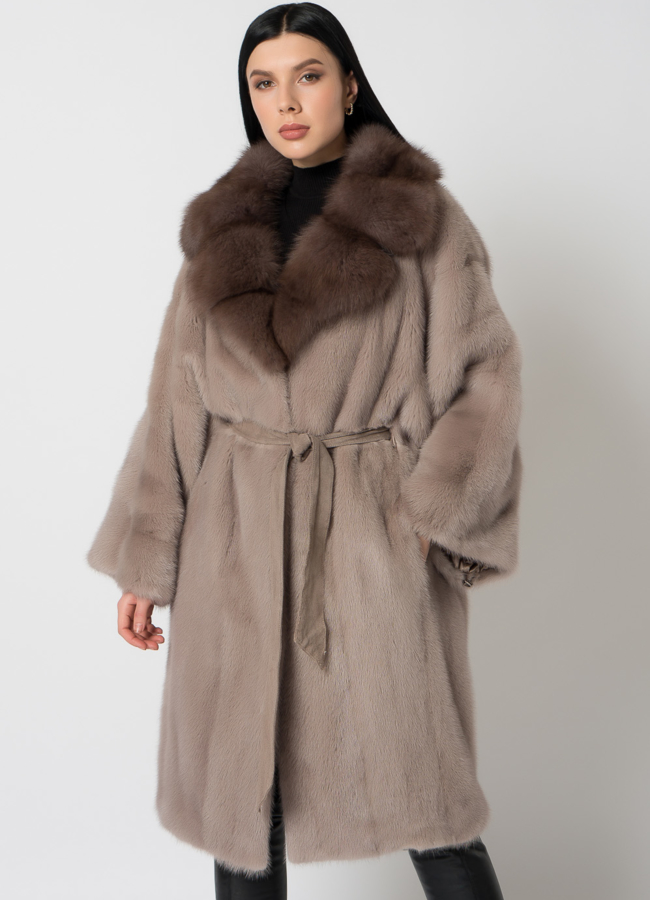 Шуба из норки бежевого цвета с английским воротником модель № 1404 универмаг малина