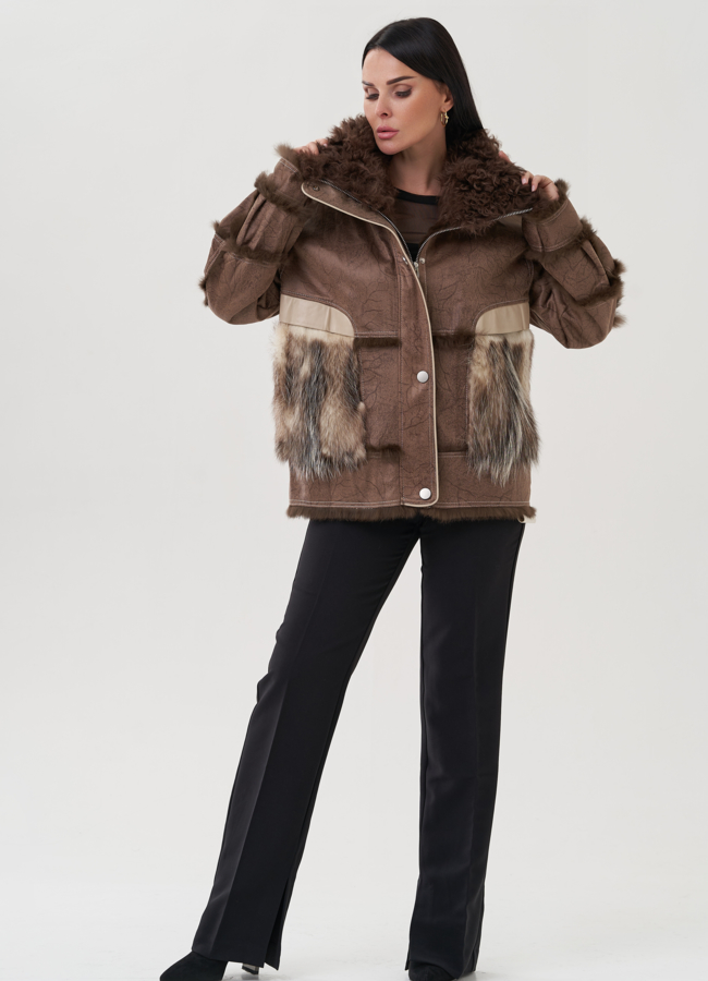 фото Женская куртка с отложным воротником шоколадного цвета модель № 25552