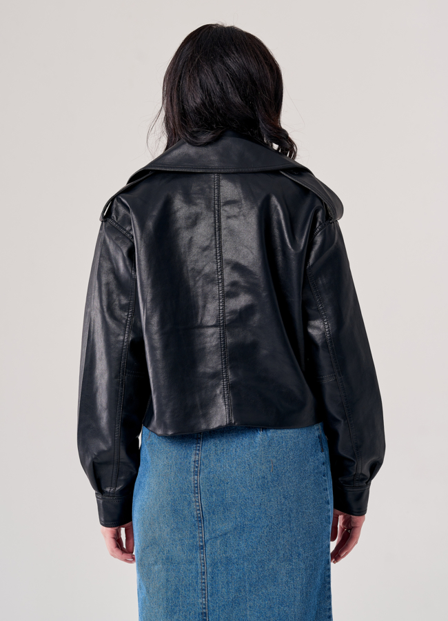 Женская куртка из эко кожи черного цвета модель № 20790 универмаг малина