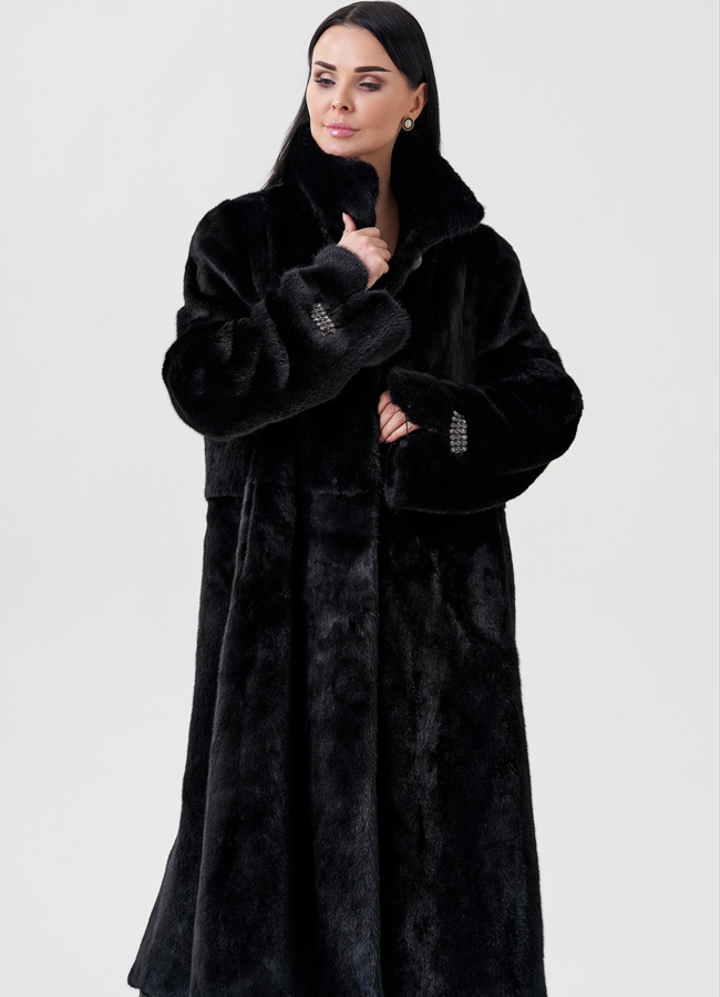 Норковая шуба черного цвета  модель № 23991 универмаг малина