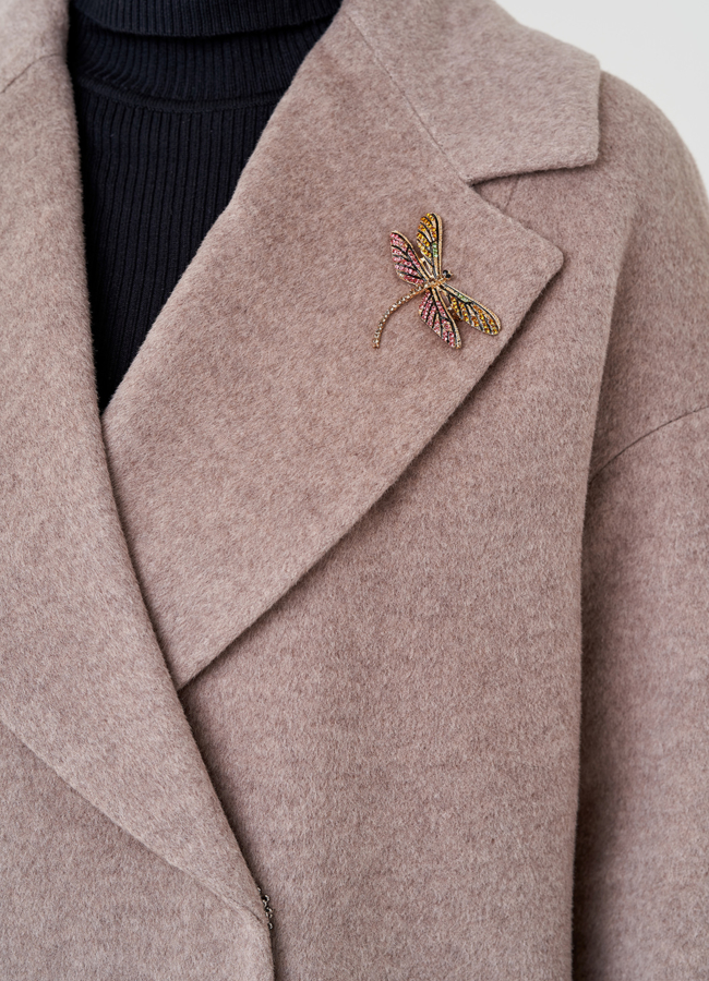 Женское пальто в коричневом цвете модель № 23961 в рассрочку