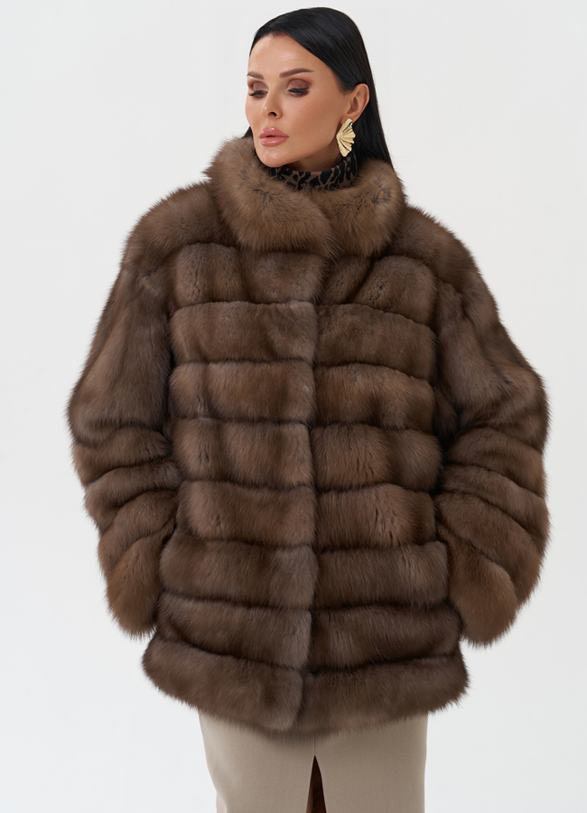 Оверсайз шуба из меха куницы модель № 28085 универмаг малина