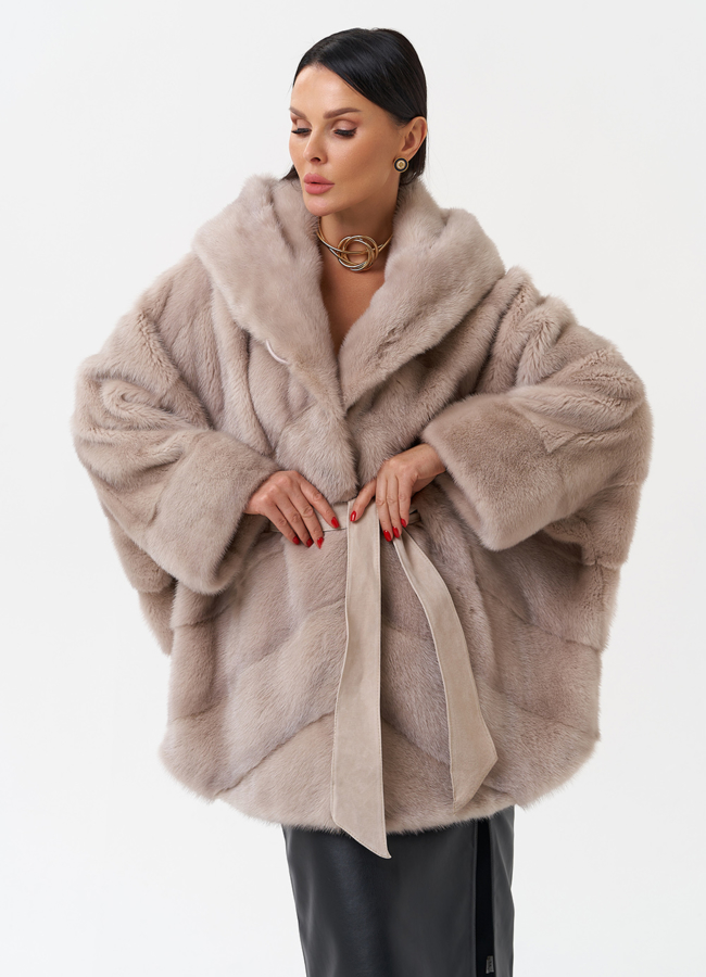 Женская норковая шуба с капюшоном  модель № 28792 меха малина