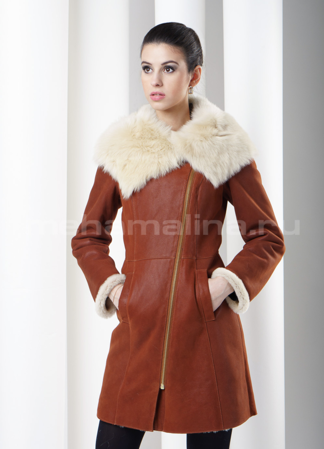 Дубленка с капюшоном, цвет виски модель № D-105 меха малина