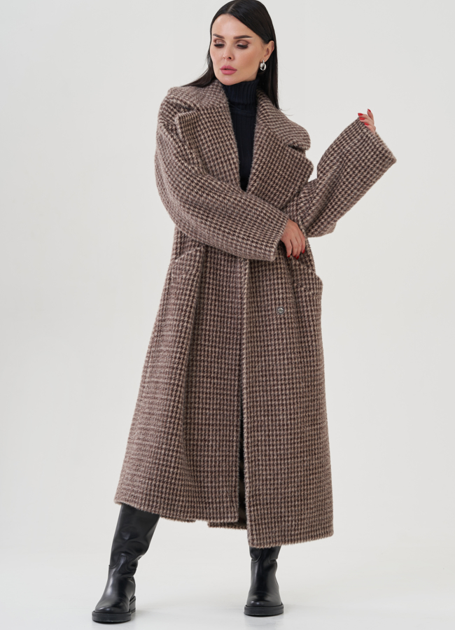 Пальто коричневого цвета с английским воротником модель № 24882 универмаг малина