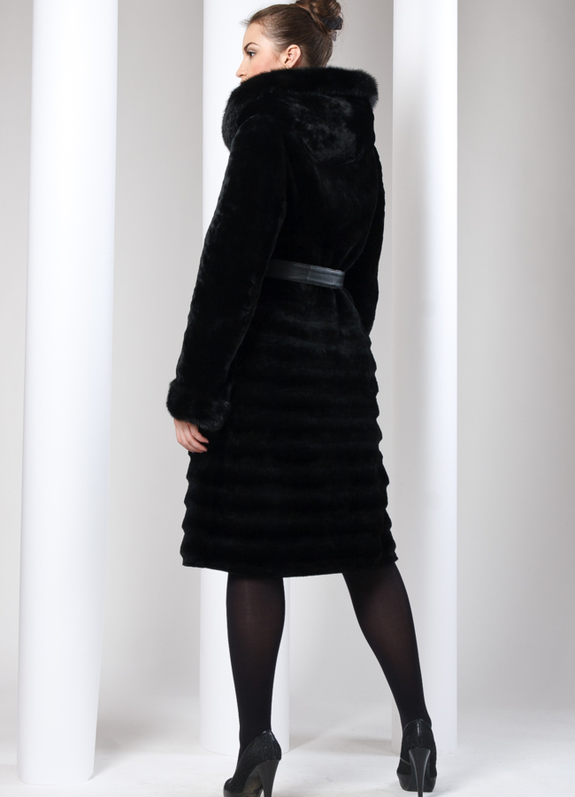 Шуба из мутона с лазерной стрижкой модель № S-9 в кредит