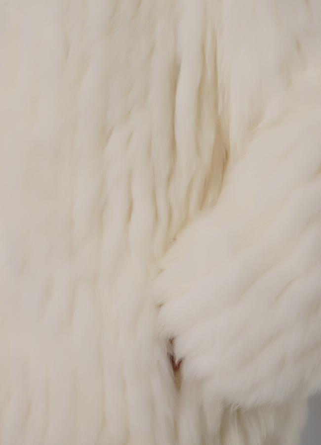 Шуба из песца в белом цвете модель № 21563 универмаг малина