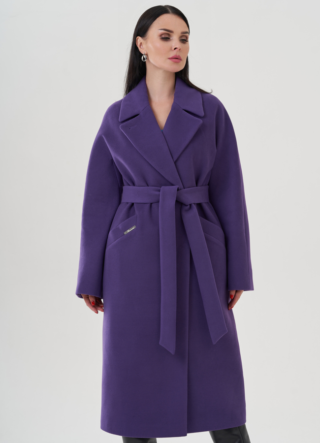 Пальто фиолетового цвета с английским воротником модель № 24712 в рассрочку