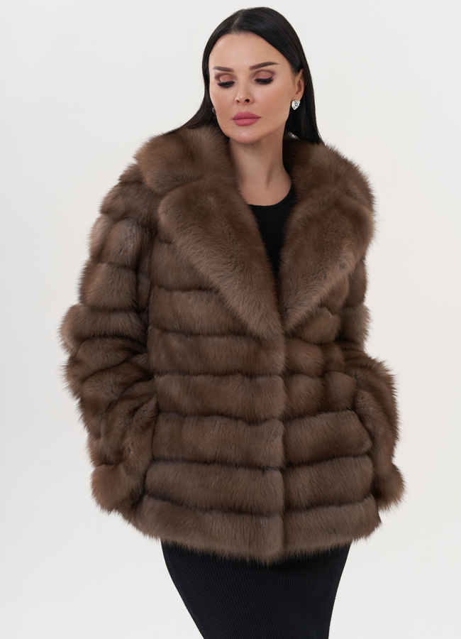 Шуба из куницы с английским воротником модель № 26039 меха малина Шуба из куницы с английским воротником модель № 26039 меха малина