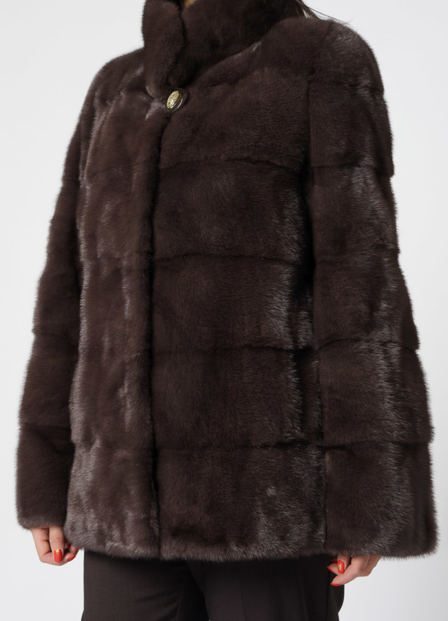 Укороченная норковая шуба с воротником стойкой  модель № S-817 универмаг малина