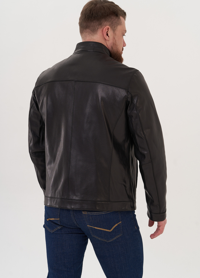 Куртка из натуральной кожи черного цвета модель № 26921 универмаг малина