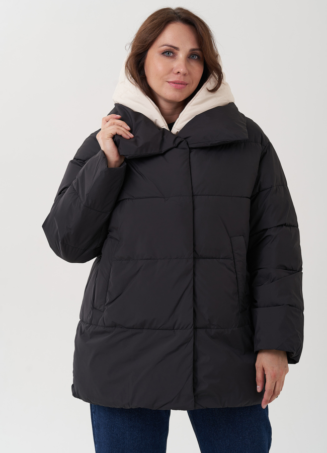 Женский пуховик с капюшоном черного цвета  модель № 25566 в кредит