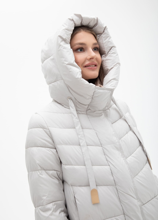 Женский пуховик с капюшоном  модель № 25806 в кредит