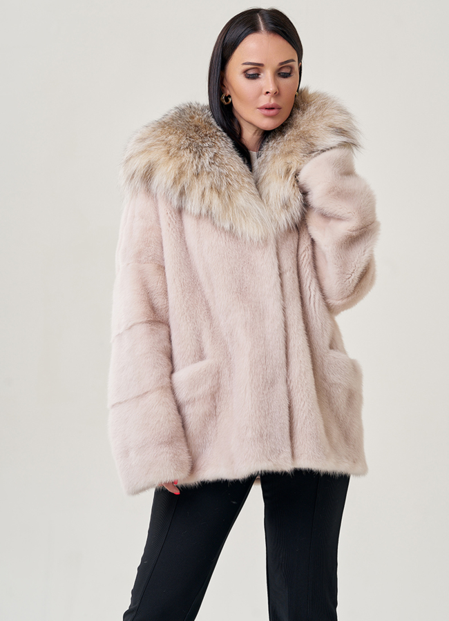 Шуба оверсайз с капюшоном из рыси модель № 78731 меха малина