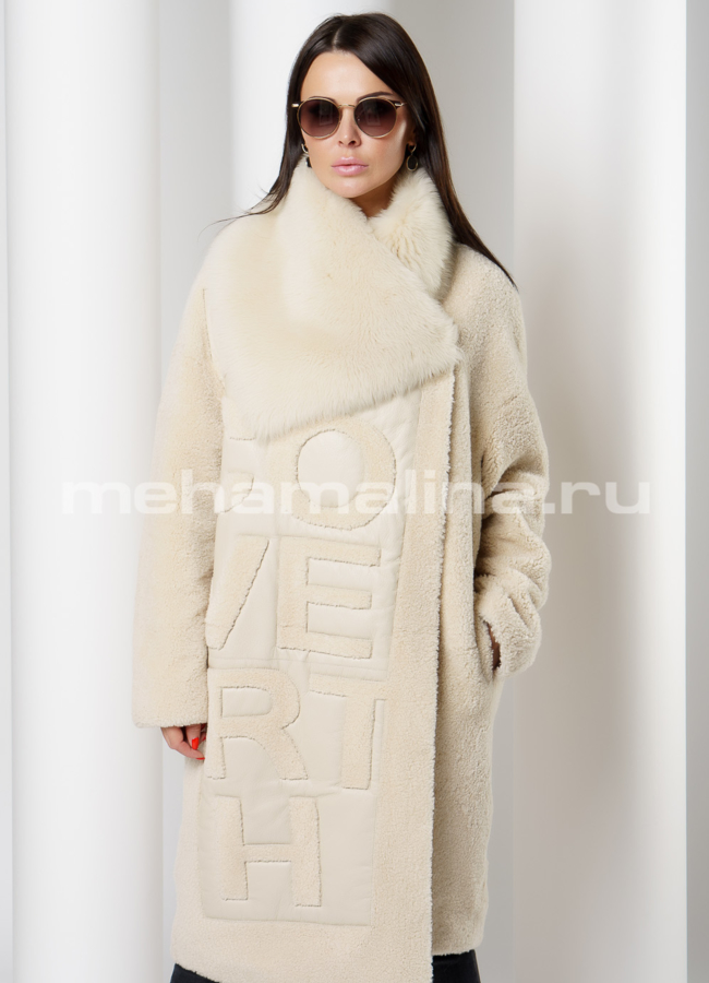 Дубленка кремового цвета с воротником на кнопках модель № 3201-98 меха малина