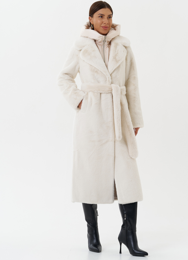 Женское пальто из эко меха с капюшоном модель № 28642 универмаг малина