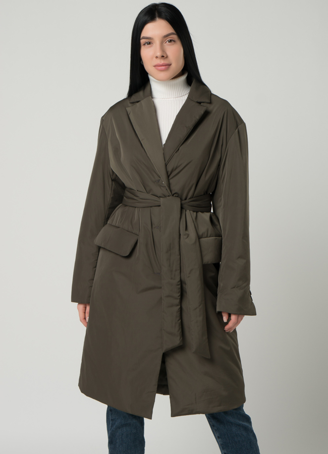 Женское полупальто с английским воротником на утеплителе в цвете хаки модель № 21158 меха малина