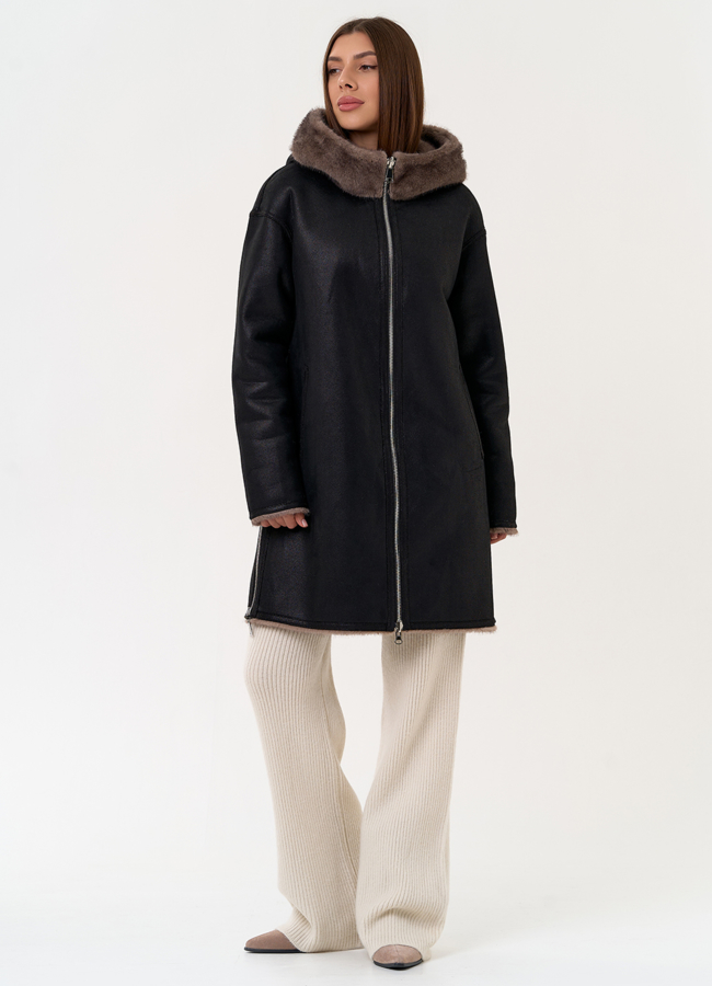 Женская двухсторонняя дубленка из эко замши с капюшоном модель № 31434 универмаг малина Женская двухсторонняя дубленка из эко замши с капюшоном модель № 31434 универмаг малина