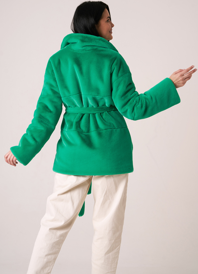 фото Укороченная шуба из искусственного меха зеленого цвета модель № 812-3