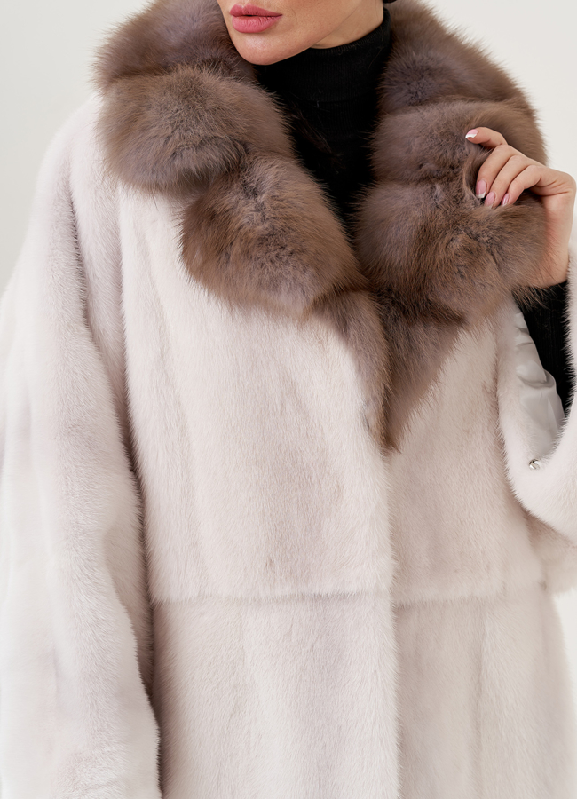 Норковая шуба с воротником из куницы  модель № 79228 в кредит