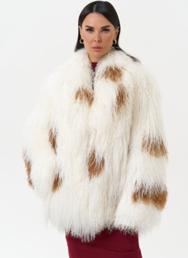 Женская шуба из меха ламы Женская шуба из меха ламы