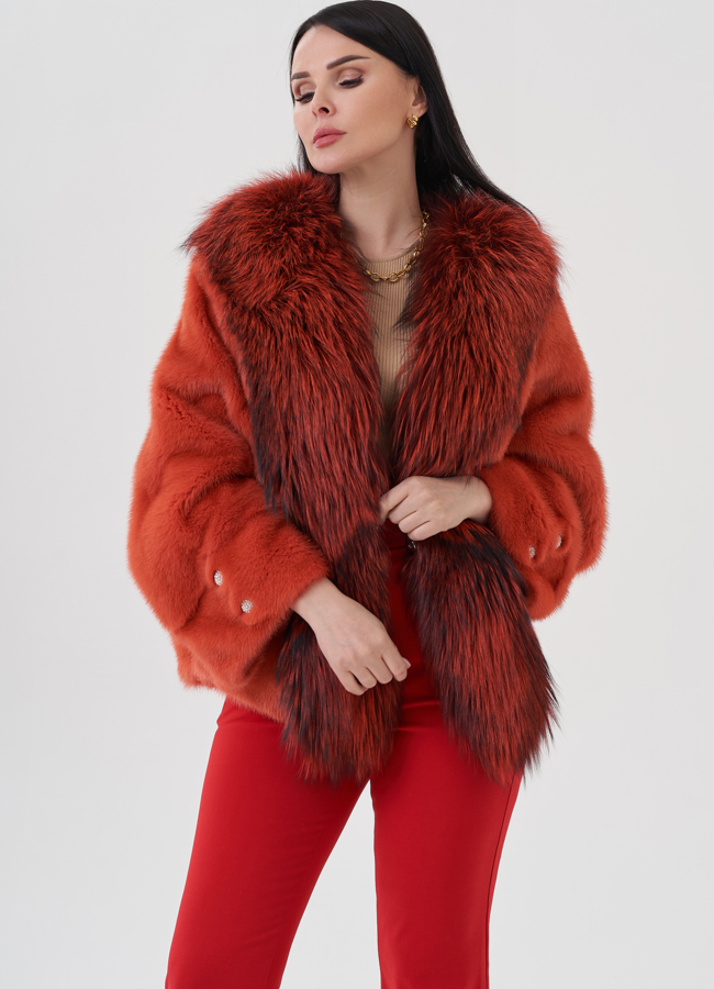 Женская норковая шуба  модель № 24660 универмаг малина