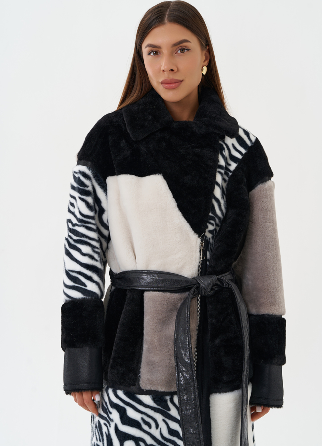 Шуба из эко меха с принтом модель № 28560 универмаг малина