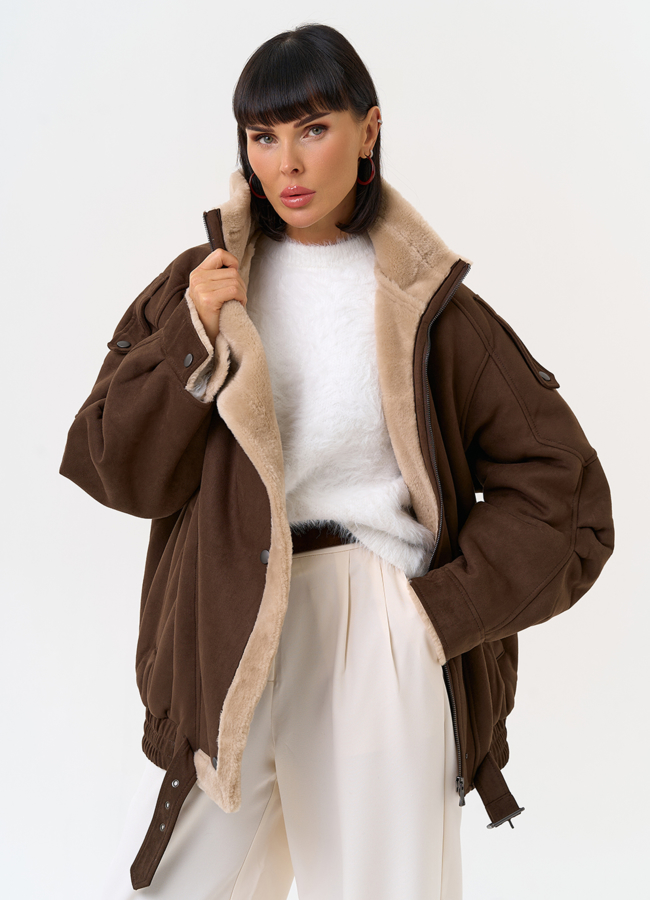 Женский бомбер из эко замши с воротником стойкой модель № 31533 универмаг малина Женский бомбер из эко замши с воротником стойкой модель № 31533 универмаг малина