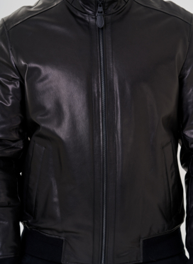 Куртка мужская черного цвета из натуральной кожи