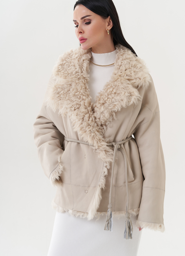 Натуральная двухсторонняя дубленка модель № 26828 универмаг малина