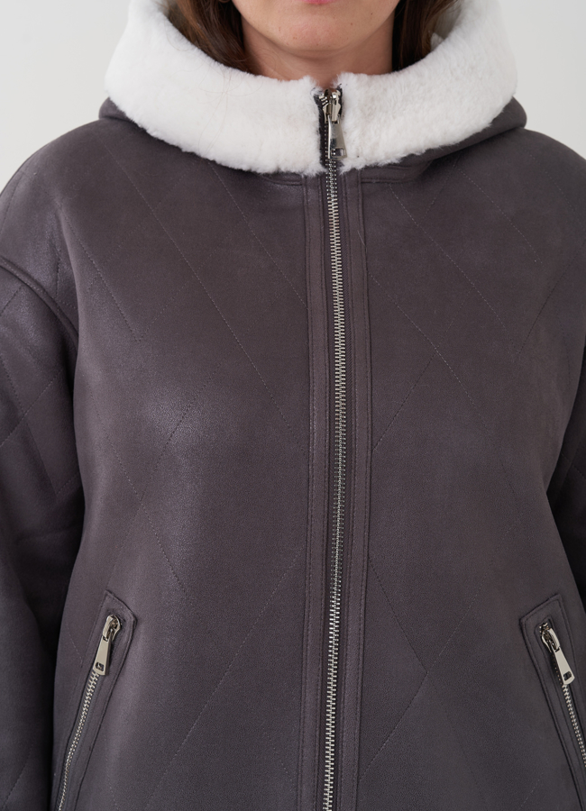 Женская дубленка с капюшоном  модель № 81989 универмаг малина